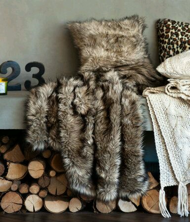 caable knit + faux fur